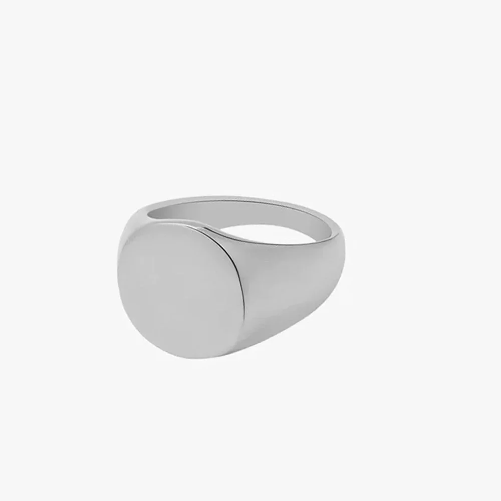 Vitaly Rey Signet Ring - Picture 1 of 4